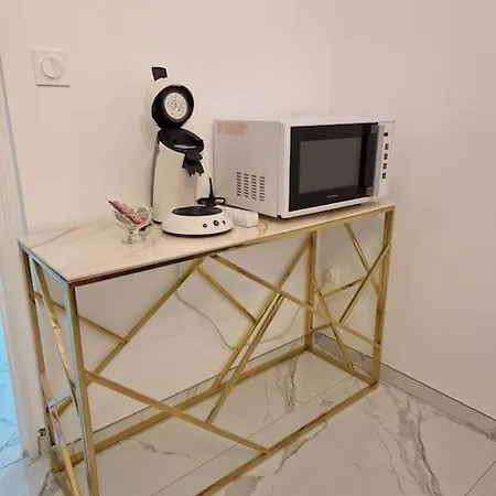 Semesterbostad Maison Chic Avec Jacuzzi Sur Oise Yaospa60