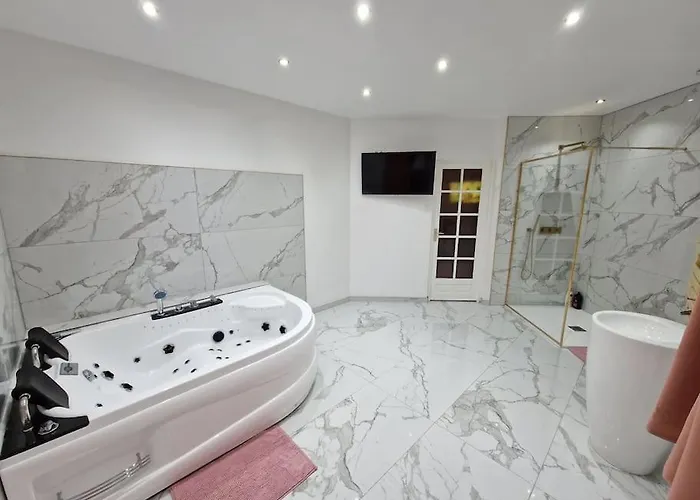 Maison Chic Avec Jacuzzi Sur Oise Yaospa60 度假居 Nogent-sur-Oise