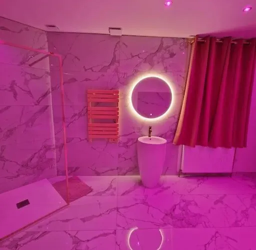 Maison Chic Avec Jacuzzi Sur Oise Yaospa60